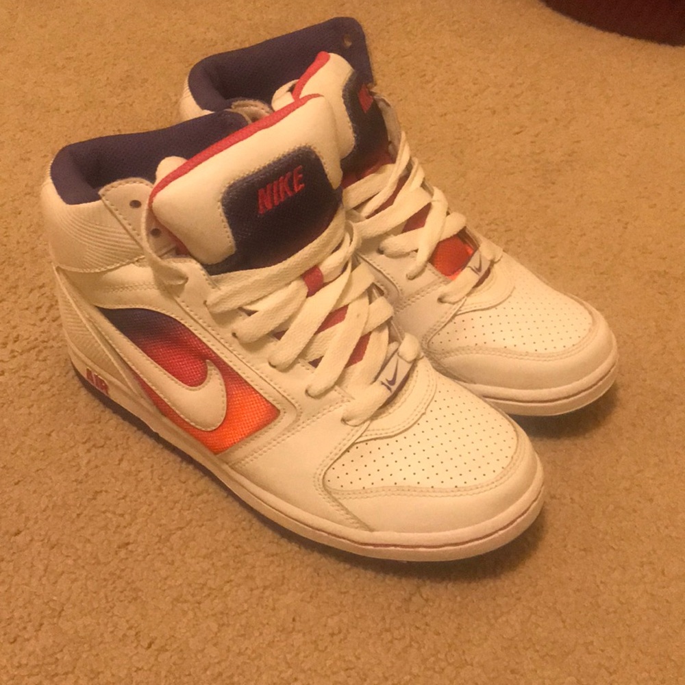 Nike Airs
